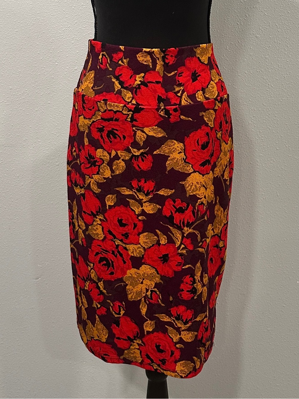 LuLaRoe Red and Gold Floral Pencil Skirt